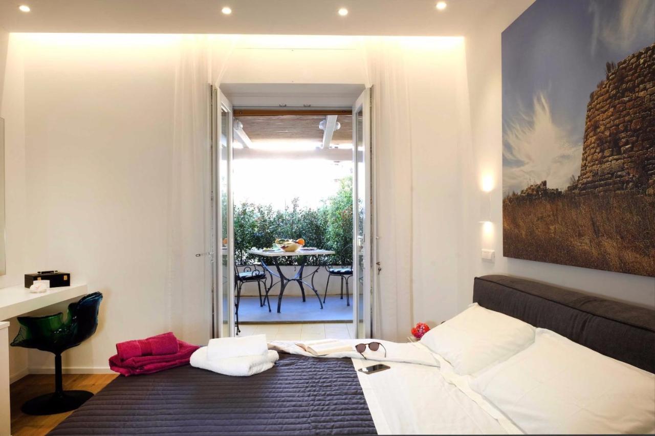 Spacious House In The Heart Of Cagliari With Terrace Villa Luaran gambar